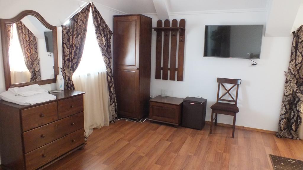Hanul Cocosul Vitanesti Экстерьер фото