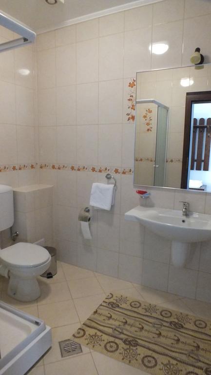 Hanul Cocosul Vitanesti Экстерьер фото