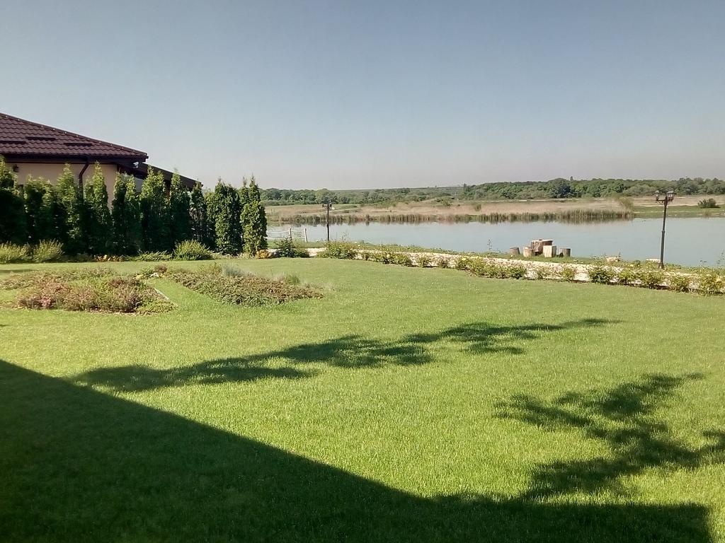 Hanul Cocosul Vitanesti Экстерьер фото